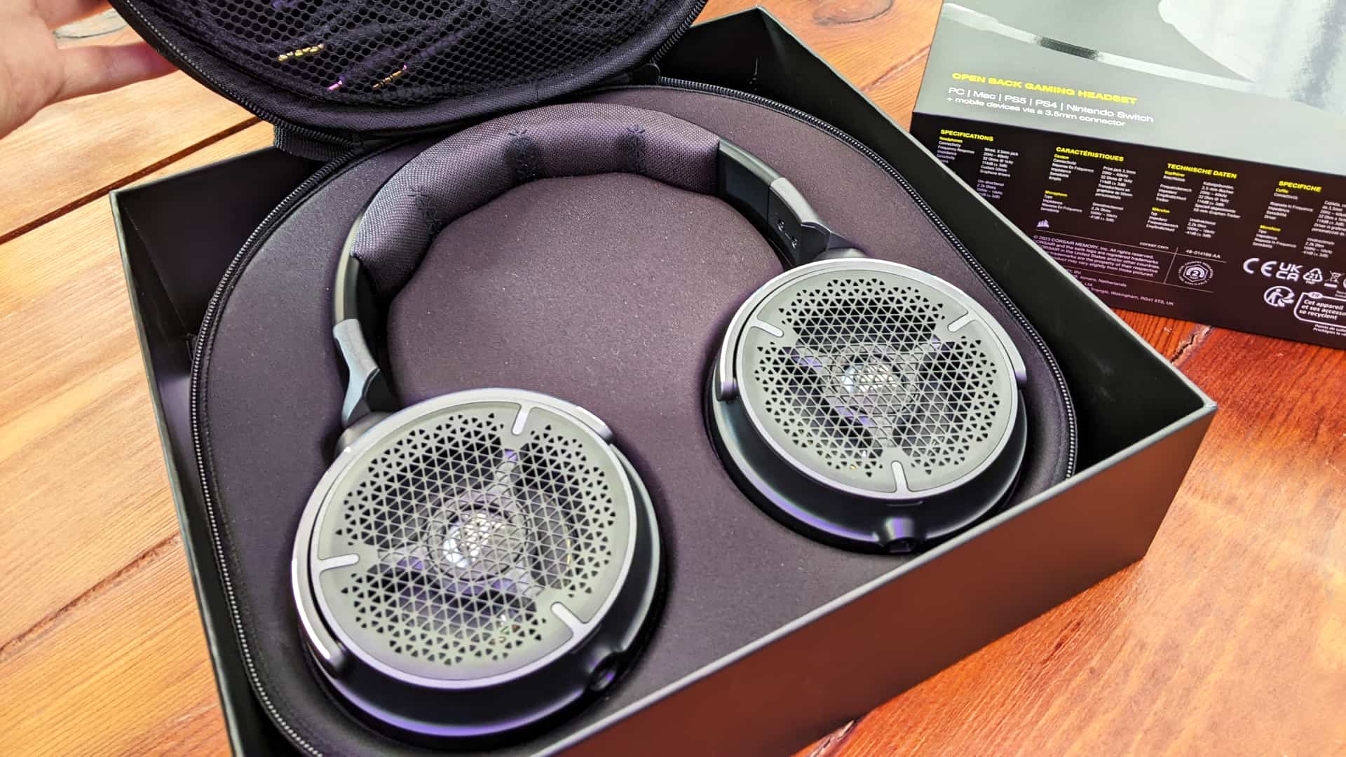 High-end Corsair Budget Classic Pro Headset Virtuoso Review: