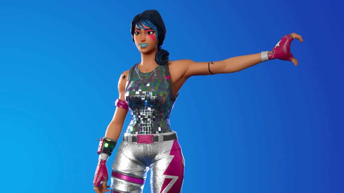 Free Fortnite Rewards on X: Free Outfit Link your Epic Games and